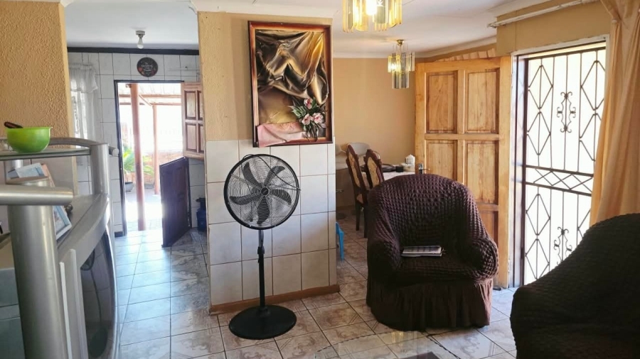 4 Bedroom Property for Sale in Tlhabane West North West